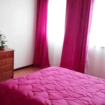 דירה 2 Bedrooms With Sea View And Terrace At *