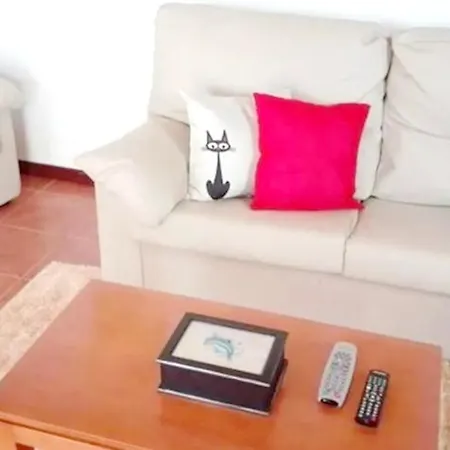 2 Bedrooms With Sea View And Terrace At Apartmán *